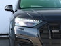 Audi Q5 50 TFSI e S edition | Verwarmbaar voorruit | Leder | Rode stiksels | Trekhaak | HUD | Elektr. vers. voorstoelen + memory | Keyless | Sfeerverlichting | Stoelverw. v+a |
