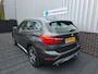 BMW X1 XDrive20i High Executive | Trekhaak | LED | Navigatie | HUD | Camera | Cruise Control | Elek. Achterklep