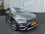 BMW X1 XDrive20i High Executive | Trekhaak | LED | Navigatie | HUD | Camera | Cruise Control | Elek. Achterklep
