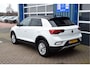Volkswagen T-Roc 1.0 TSI Life Airco Lichtmetaal Trekhaak Navi