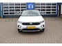 Volkswagen T-Roc 1.0 TSI Life Airco Lichtmetaal Trekhaak Navi