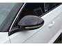 Volkswagen T-Roc 1.0 TSI Life Airco Lichtmetaal Trekhaak Navi