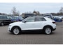 Volkswagen T-Roc 1.0 TSI Life Airco Lichtmetaal Trekhaak Navi