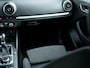 Audi A3 Limousine 1.4 TFSI CoD Design Pro S Line Plus | Trekhaak | Stoelverwarming | Nardo Grey | Navigatie | S-Line | Keyless | Climate Control | Cruise Control | Parkeersensoren | LED | 19'' Lichtmetalen Velgen |