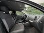 Renault Captur 0.9 TCe INTENS, FACELIFT MODEL, NL AUTO, NAP LOGISCH, NAVI, DAB, PDC, LED, CRUISE CONTROL, CLIMATE CONTROL, DODEHOEK, KEYLESS, TREEPLANKEN, ACHTERUITRIJCAMERA, LICHTMETAAL 17"