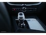 Volvo XC60 T6 Recharge AWD Inscription | Luchtvering | Pano | Massage | Google | Harman/Kardon | Trekhaak | Nappa leder