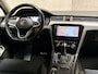 Volkswagen Passat Variant 1.4 TSI PHEV GTE 218Pk Automaat (VIRTUAL COCKPIT, APPLE CARPLAY, GROOT NAVI, STOELVERWARMING, CAMERA, KEYLESS, SPORTSTOELEN, MODE KNOP, ADAPTIVE CRUISE, NIEUWSTAAT)