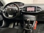 Peugeot 308 SW 1.2 PureTech Allure (APPLE CARPLAY, GROOT NAVI, GETINT GLAS, SPORTSTOELEN, CRUISE, PARKEERSENSOREN, NIEUWE APK, NIEUWSTAAT)