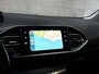 Peugeot 308 SW 1.2 PureTech Allure (APPLE CARPLAY, GROOT NAVI, GETINT GLAS, SPORTSTOELEN, CRUISE, PARKEERSENSOREN, NIEUWE APK, NIEUWSTAAT)