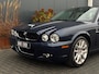 Jaguar XJ 4.2 V8 Executive FULL YOUNGTIMER NAVI SCHUIFDAK LEDER
