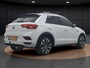 Volkswagen T-Roc 1.5 TSI R-line | Pano Dak | Camera | Stoelverwarming | ACC | Keyless | Carplay | 19'' |