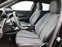 Peugeot 2008 1.2 Hybrid Allure 145pk Automaat | Adaptieve Cruise Control | Camera Voor + Achter | Navigatie | Climate Control | 17"LMV | LED | Dodehoekdetectie | Apple Carplay/Android Auto |