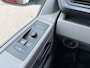 Volkswagen Transporter 2.0 TDI 110PK L2H1 / Trekhaak / App connect / Cruise / 3 zits