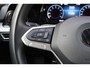 Volkswagen Golf 1.0 TSI 110pk Life | Navigatie | All Season Banden | Active Infodisplay