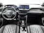 Peugeot e-2008 EV GT-Line 50 kWh 136pk Automaat | Schuif-/Kanteldak | Leder | Navigatie | Adaptieve Cruise Control | Climate Control LED | Keyless Entry/Start | Dodehoekdetectie | Apple Carplay/Android Auto |