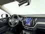 Volvo XC60 T6 Plug-in hybrid AWD Plus Dark | SOH 100% | Panoramadak | 360° camera | Stoel- en Stuurverwarming | Trekhaak
