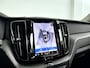 Volvo XC60 T6 Plug-in hybrid AWD Plus Dark | SOH 100% | Panoramadak | 360° camera | Stoel- en Stuurverwarming | Trekhaak