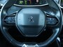 Peugeot 208 1.2 100pk GT-Line | Stoelverwarming | Lichtmetalen velgen | Navigatie | Parkeersensoren rondom + Achterruitrijcamera |