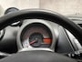 Peugeot 107 1.0-12V Sport (5 DEURS, AIRCO, ELEK RAMEN, SPORTSTOELEN, TOERENTELLER, NIEUWE APK, NIEUWSTAAT)