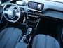 Peugeot 2008 1.2 Hybrid 136 Pk Allure Automaat DAB / Apple Carplay / PDC / 17 inch
