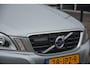 Volvo XC60 2.4D AWD Momentum | Navigatie | Leer | Cruise | Radio | Bluetooth | LED | NL Auto!! | 5 cilinder 4x4 Nederlandse auto 2.4 D onderhoudshistorie aanwezig riem vv bij 117960