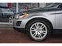 Volvo XC60 2.4D AWD Momentum | Navigatie | Leer | Cruise | Radio | Bluetooth | LED | NL Auto!! | 5 cilinder 4x4 Nederlandse auto 2.4 D onderhoudshistorie aanwezig riem vv bij 117960