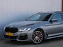 BMW 5-Serie Touring 530e xDrive Business Edition Plus 292 Pk Automaat Navi / DAB / Apple Carplay / Leer / Pano-dak / HUD / M-pakket