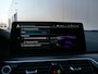 BMW 5-Serie Touring 530e xDrive Business Edition Plus 292 Pk Automaat Navi / DAB / Apple Carplay / Leer / Pano-dak / HUD / M-pakket