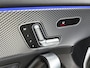 Mercedes-Benz A-klasse 200 Business Solution Luxury(NL-auto, Dealer OnderH, Panorama, SfeerV, Elect Stoelen, StoelV, Camera, Etc