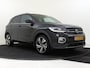 Volkswagen T-Cross 1.0 TSI R-Line | Navigatie | Digital cockpit Pro | LED Plus verlichting | Adaptieve cruise control | Achteruitrijcamera | Climate control | CarPlay |