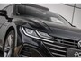 Volkswagen Arteon Shooting Brake 1.4 TSI eHybrid 218pk R-Line Business+ | SoH 92% | Panoramadak | Head-up Display | Trekhaak | Achteruitrijcamera |