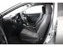 Toyota Auris Touring Sports 1.8 Hybrid Black Edition | Cruise control  | Navigatie | Parkeer camera |