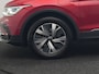 Volkswagen Tiguan 1.4 TSI eHybrid Elegance PHEV 245pk Dealer O.H. | Trekhaak Af Fabriek | Adaptive Cruise | Head Up | Camera | Lederen Sportstoelen Memory & Verwarmd | Sfeerverlichting | Stuur Verwarmd | IQ Light | Keyless | Apple Carplay | Navigatie | DAB  Plug In Hybrid