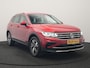 Volkswagen Tiguan 1.4 TSI eHybrid Elegance PHEV 245pk Dealer O.H. | Trekhaak Af Fabriek | Adaptive Cruise | Head Up | Camera | Lederen Sportstoelen Memory & Verwarmd | Sfeerverlichting | Stuur Verwarmd | IQ Light | Keyless | Apple Carplay | Navigatie | DAB  Plug In Hybrid