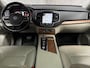 Volvo XC90 2.0 T8 Twin Engine AWD Inscription 7 Persoons 408Pk Automaat (PANORAMADAK, APPLE CARPLAY, MEMORY SEATS, LEDER, STOELVERWARMING, ELEK ACHTERKLEP, GETINT GLAS, CAMERA, NIEUWSTAAT)