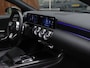 Mercedes-Benz A-klasse 180d Bns Sol. AMG-pakket / Burmester / dakraam / LED