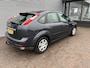 Ford Focus 1.6-16V Trend automaat