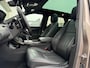 Land Rover Range Rover Evoque P300e AWD Autobiography | Alcantara hemel | Afn trekhaak | Meridian Surround | Pano | Black Pack | Stoelkoeling