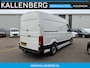 Volkswagen Crafter 35 2.0 TDI L3H3 / Trekhaak / Dealer onderhouden! / App connect