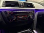 BMW 3-Serie 320i High Executive 184Pk Automaat (GROOT NAVI, CLIMATE, SFEERVERLICHTING, MEMORY SEATS, CRUISE, PARKEERSENSOREN, NIEUWSTAAT)
