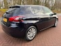 Peugeot 308 1.2 PureTech Blue Lease Premium / Pano'dak / Camera / LED