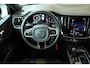 Volvo V60 B4 R-Design | Apple carplay/Android auto | Verwarmde voorruit | Adaptieve cruise control | Keyless | Elektrische achterklep | Extra getint glas |