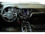 Volvo V60 B4 R-Design | Apple carplay/Android auto | Verwarmde voorruit | Adaptieve cruise control | Keyless | Elektrische achterklep | Extra getint glas |
