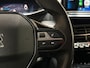 Peugeot 208 1.2 PureTech Allure Sport (VIRTUAL COCKPIT, APPLE CARPLAY, GROOT NAVI, LEDER, 360 CAMERA, SPORTSTOELEN, KEYLESS, GETINT GLAS, LM VELGEN, CRUISE, NIEUWSTAAT)