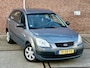Kia Rio 1.4 L |Stuurbkr |Nieuwe APK |NAP