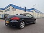 Peugeot 307 CC 2.0-16V CABRIO AUT CARPLAY LEDER PSENSOR NAVI CRUISE TREKHAAK 2 X SLEUTELS