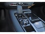 Volvo V60 T6 Recharge AWD Core Bright - IntelliSafe Assist & Surround - 360º Camera - Harman/Kardon audio - Adaptieve LED koplampen - Verwarmde voorstoelen, stuur & achterbank - Parkeersensoren voor & achter - Extra getint glas - 18' LMV