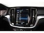 Volvo V60 2.0 B3 Momentum Advantage Aut. [ LED Trekhaak Apple/Android ]