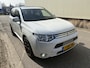 Mitsubishi Outlander 2.0 PHEV Instyle / AUTOMAAT / LEER / SCHUIFDAK / 162dkm! NAP!