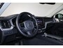 Volvo XC60 T8 Recharge AWD Ultimate Dark - Luchtvering - Panorama/schuifdak - IntelliSafe Assist & Surround - 360º Camera - Bowers & Wilkins audio - Verwarmde voorstoelen, stuur & achterbank - Parkeersensoren voor & achter - Elektr. bedienb. voorstoelen met geheugen - Head up display - Draadloze tel. lader - Extra getint glas - 21' LMV